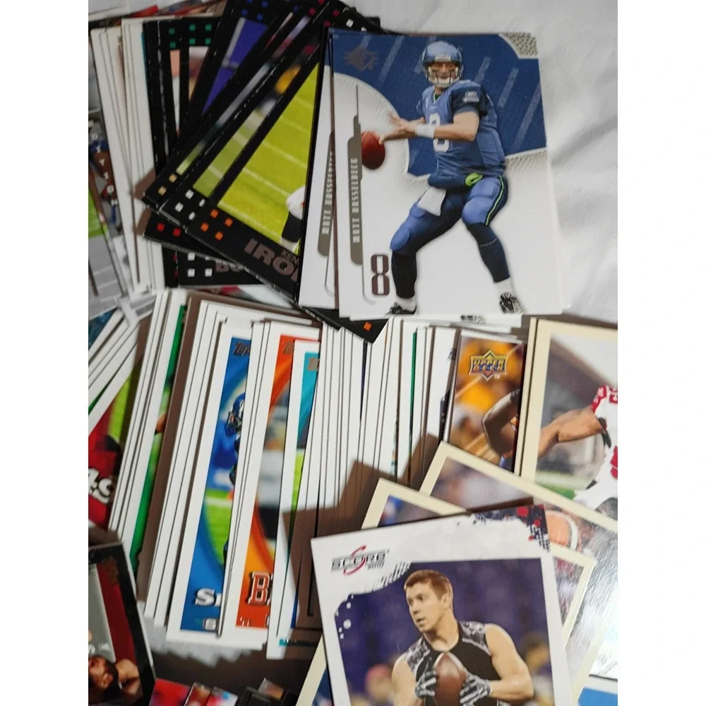 Football 100+ Lot NFL Trading Cards Score Upper Deck Topps Cards Mixed UFC